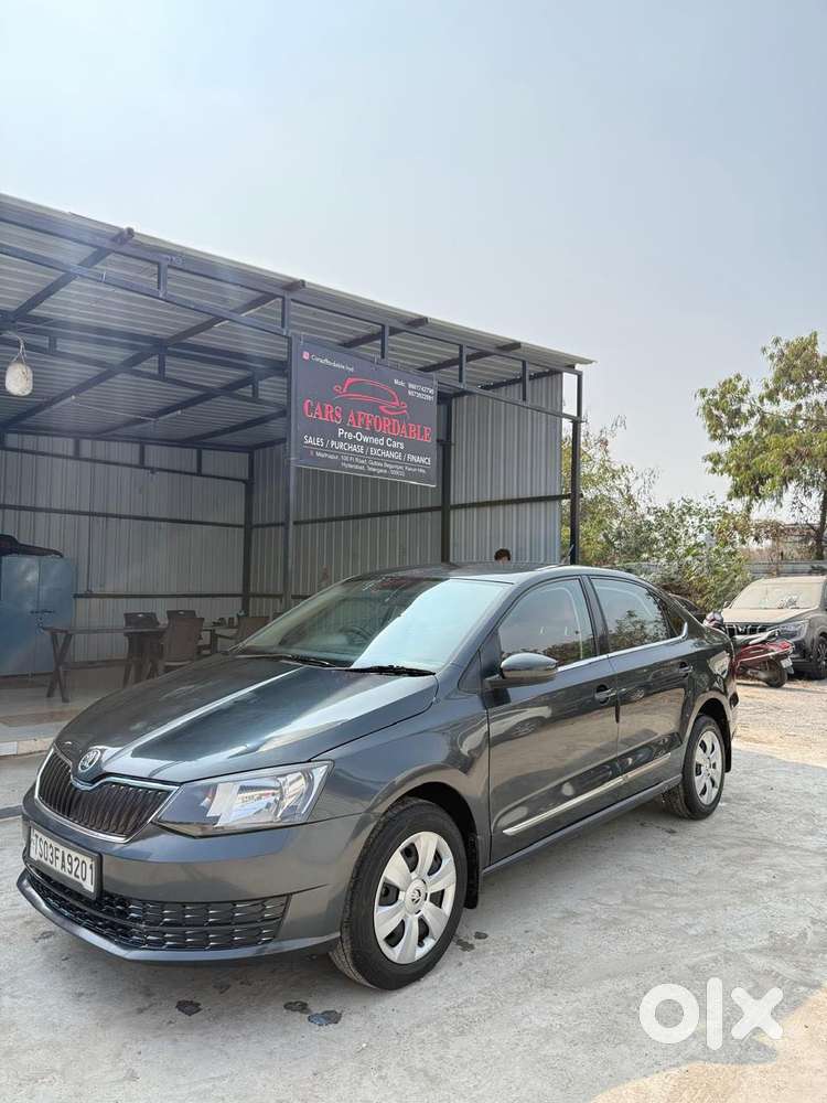 Skoda Rapid 1.0 Style At, 2020, Petrol