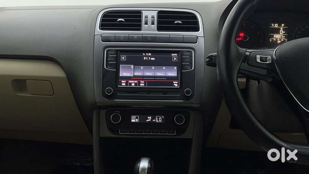 Volkswagen Vento Tsi, 2021, Petrol