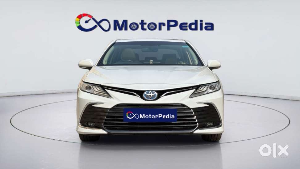 Toyota Camry 2.5 Hybrid, 2023, Petrol