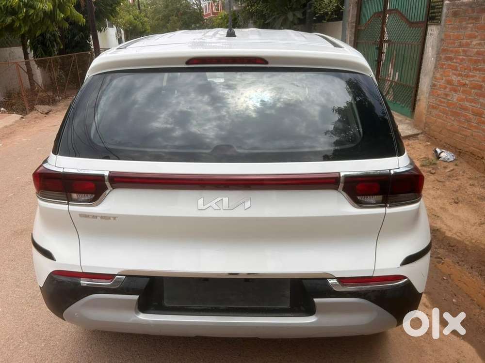 Kia Sonet 2023 Petrol Well Maintained