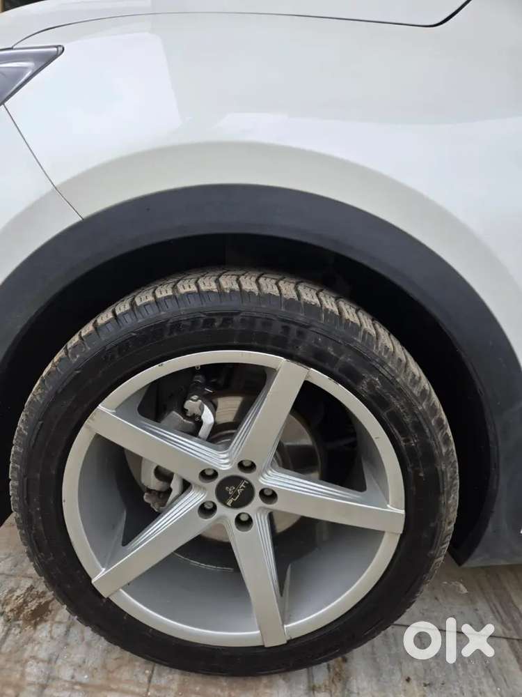 Alloy Wheels 4 With Tyres Original Plati New Condition 20 Inch
