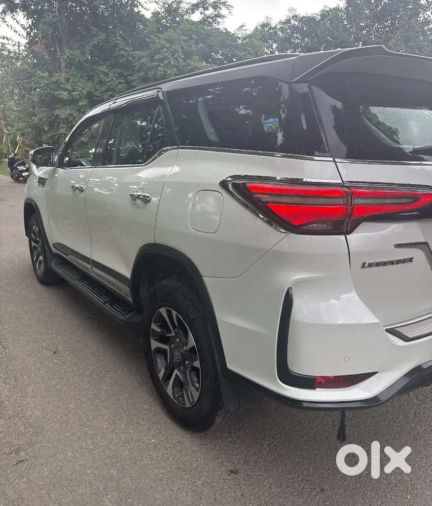 Toyota Fortuner Legender 2023 Diesel