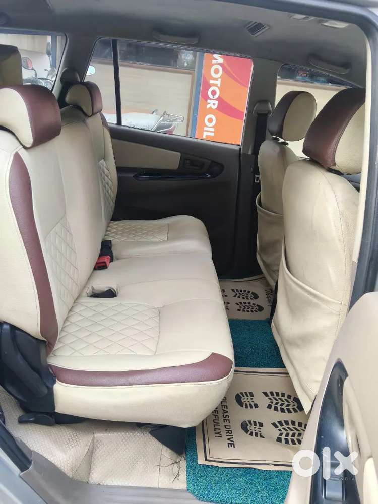 Toyota Innova 2016g