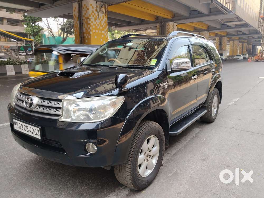 Toyota Fortuner 3.0 4x4 Manual, 2011, Diesel