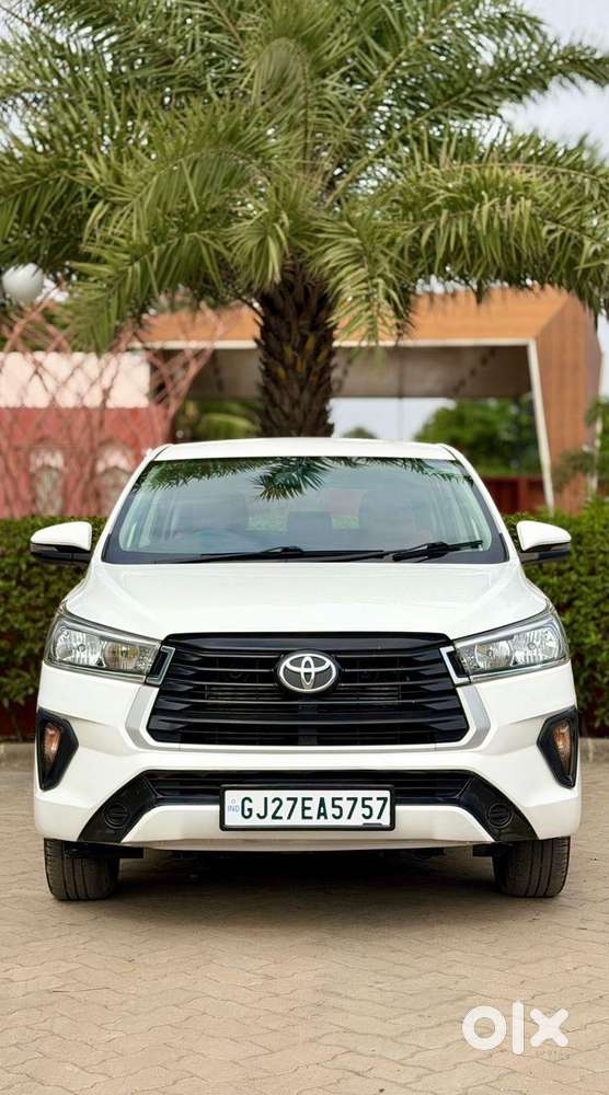 Toyota Innova Crysta [2020-ongoing] 2.7 Gx Mt 8 Str, 2021, Diesel