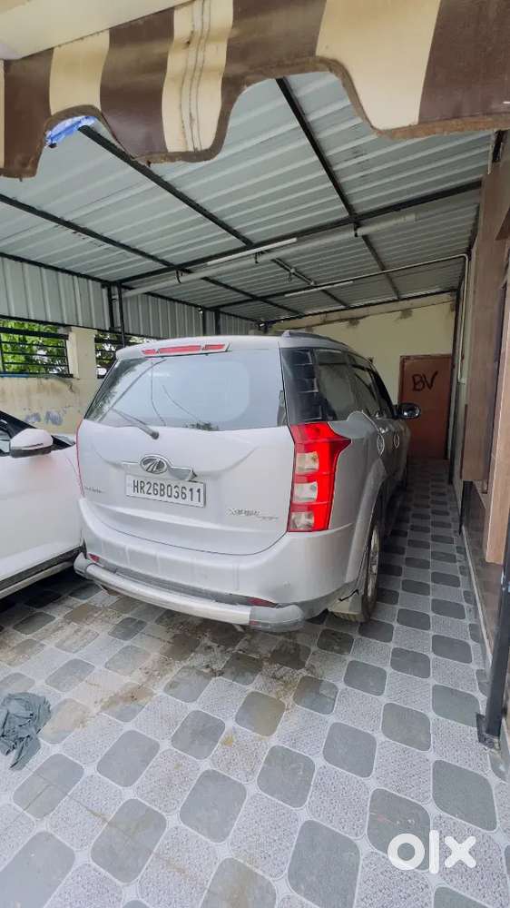 Mahindra Xuv500 W8