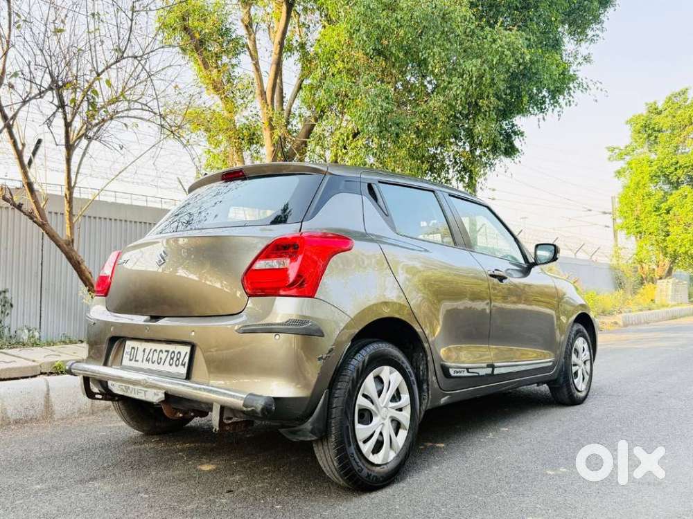 Maruti Suzuki Swift Vxi + Manual, 2023, Petrol