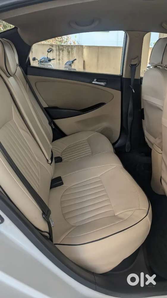 Hyundai Verna 2011