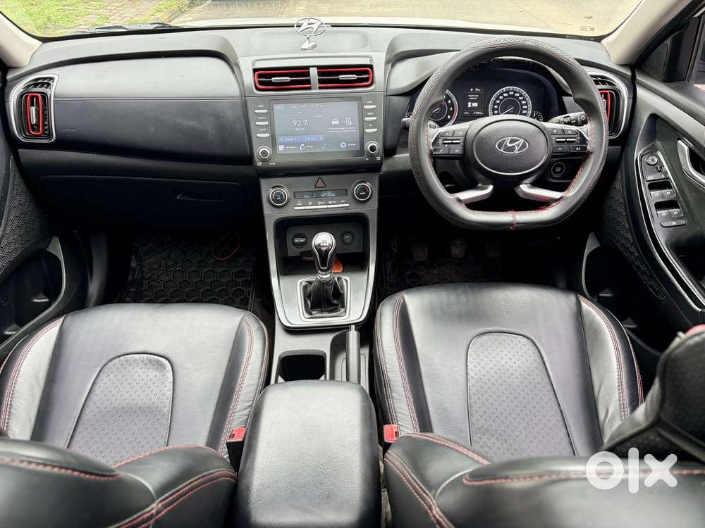 Hyundai Creta 1.5 S Plus Knight Diesel Dual Tone, 2022, Diesel