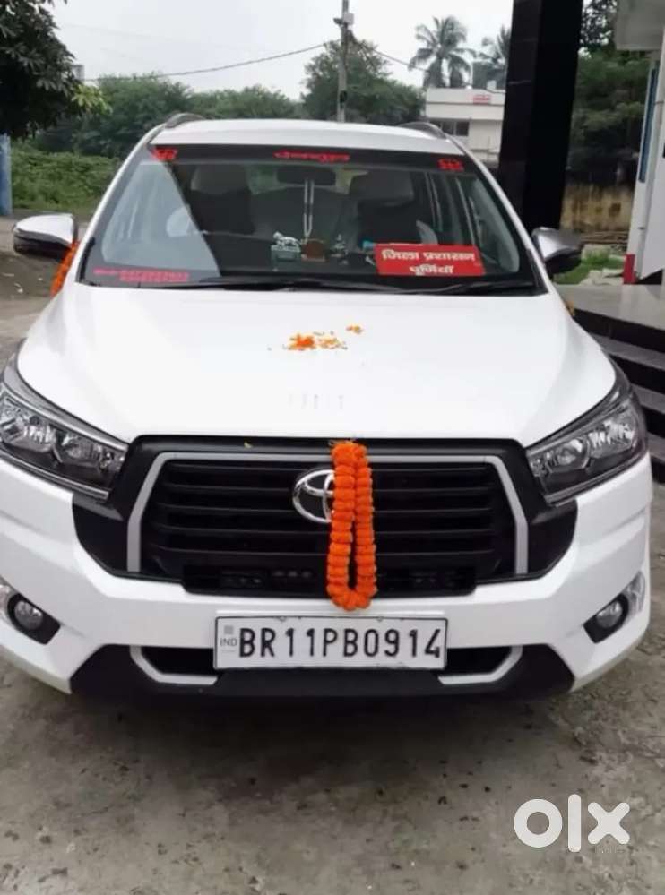 Toyota Innova Crysta 2018 Diesel Well Maintained