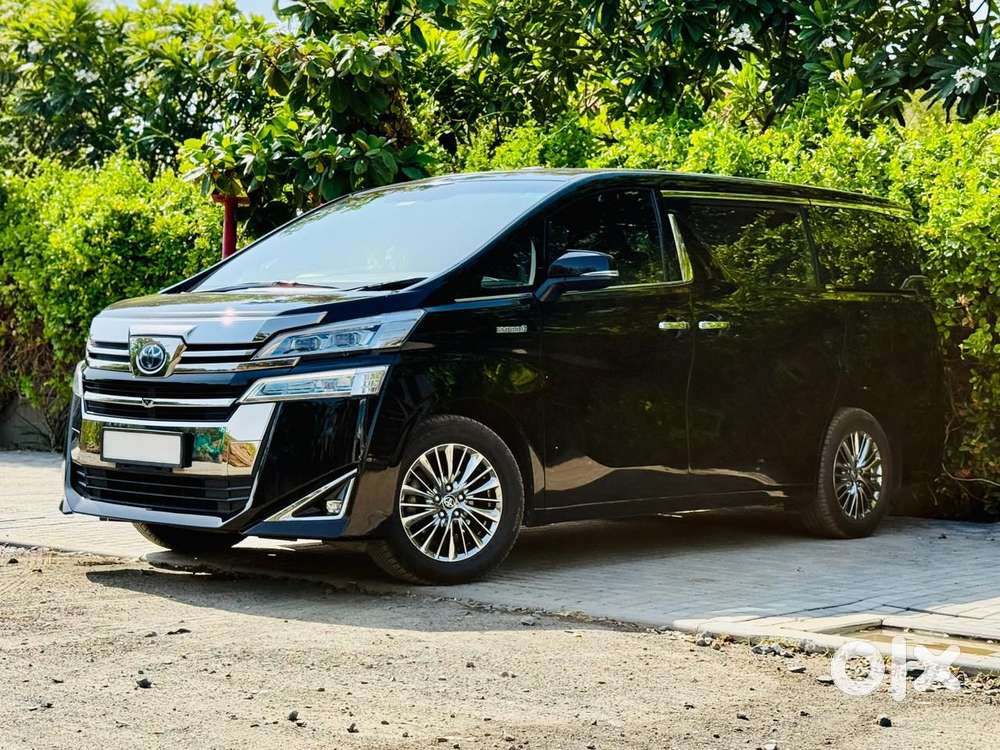 Toyota Vellfire 2.5 Hybrid, 2021, Petrol
