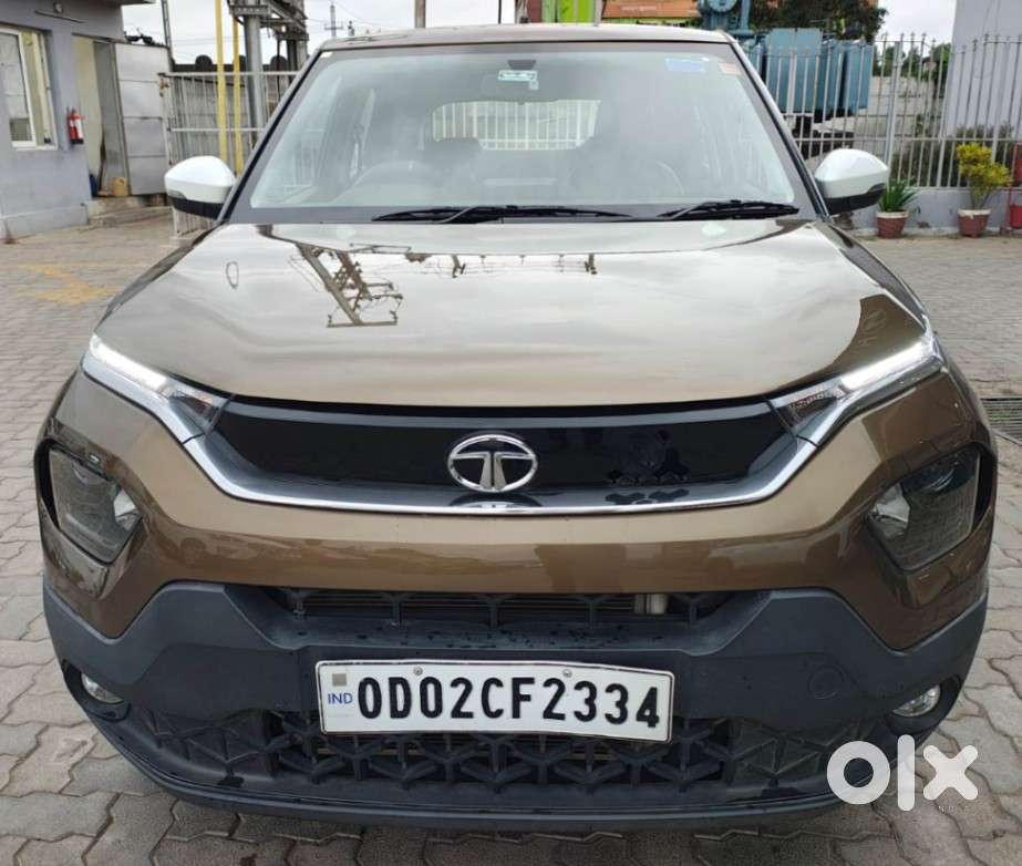 Tata Punch Accomplished Dazzle Amt Sunroof, 2023, Petrol