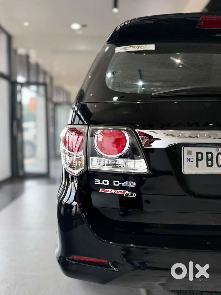 Toyota Fortuner 4x4 At 2.8 Diesel, 2015