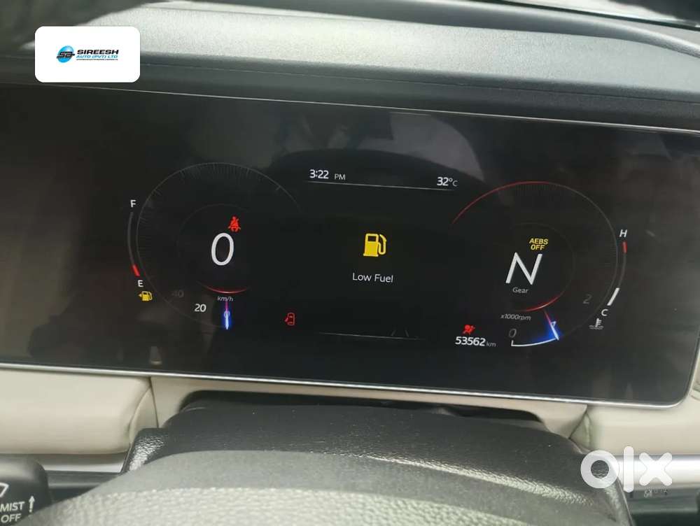 Mahindra XUV700 2.2 AX 7 Diesel MT Luxury Pack Str, 2024, Diesel