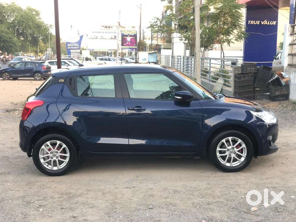 Maruti Suzuki Swift Vvt Zxi, 2022, Petrol