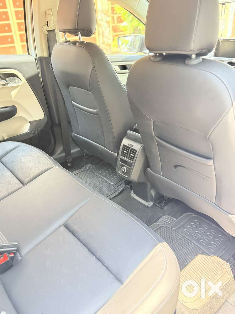 Tata Altroz 1.2 Xz Plus I-turbo, 2025, Petrol