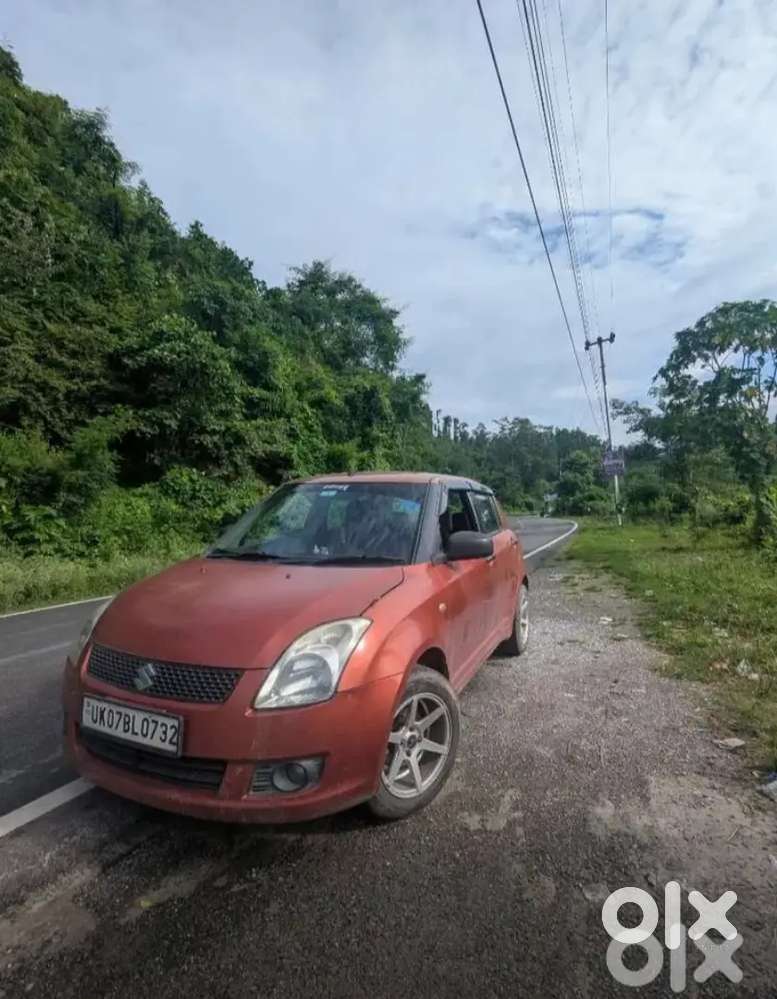 Maruti Suzuki Swift 2009 Petrol 90000 Km Driven