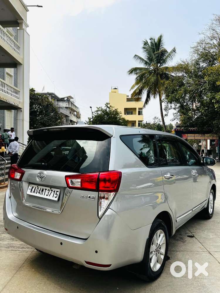 Toyota Innova Crysta 2.4 G Mt, 2017, Diesel