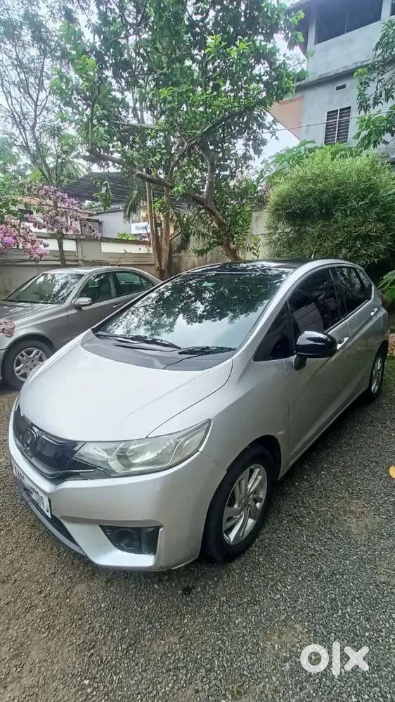 Honda Jazz Automatic 2016 Petrol 74000 Km Driven