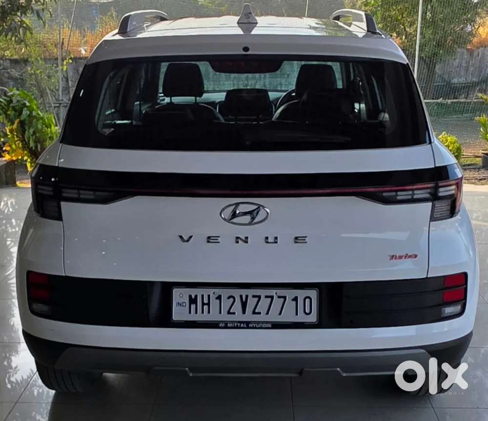 Hyundai Venue 1.0 Sx (o) Turbo Dct, 2023, Petrol