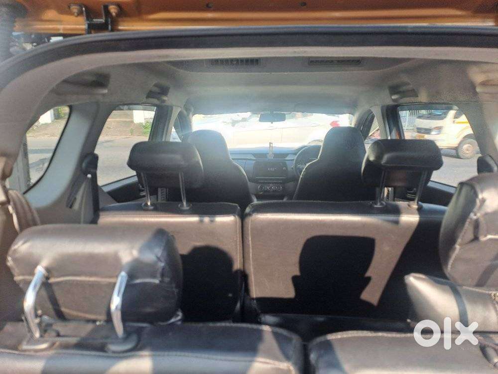 Renault Triber Rxt, 2022, Petrol