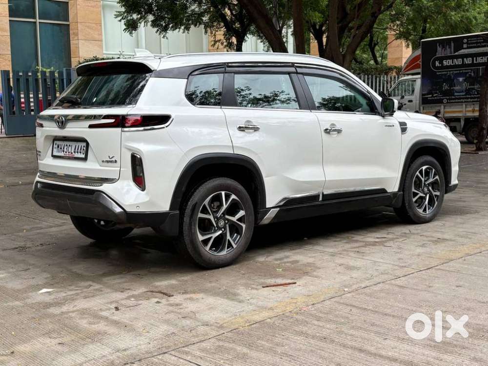 Toyota Urban Cruiser Hyryder 1.5 V Hybrid, 2025, Petrol