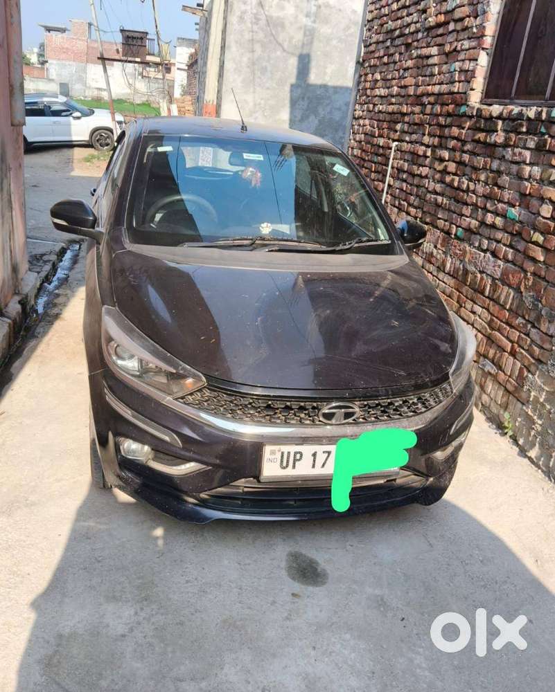 Top Model.       No Dant Clean Car