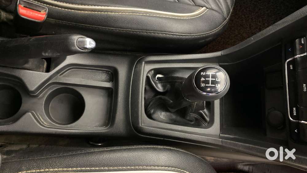 Maruti Suzuki Vitara Brezza Zdi Plus Dual Tone, 2017, Diesel
