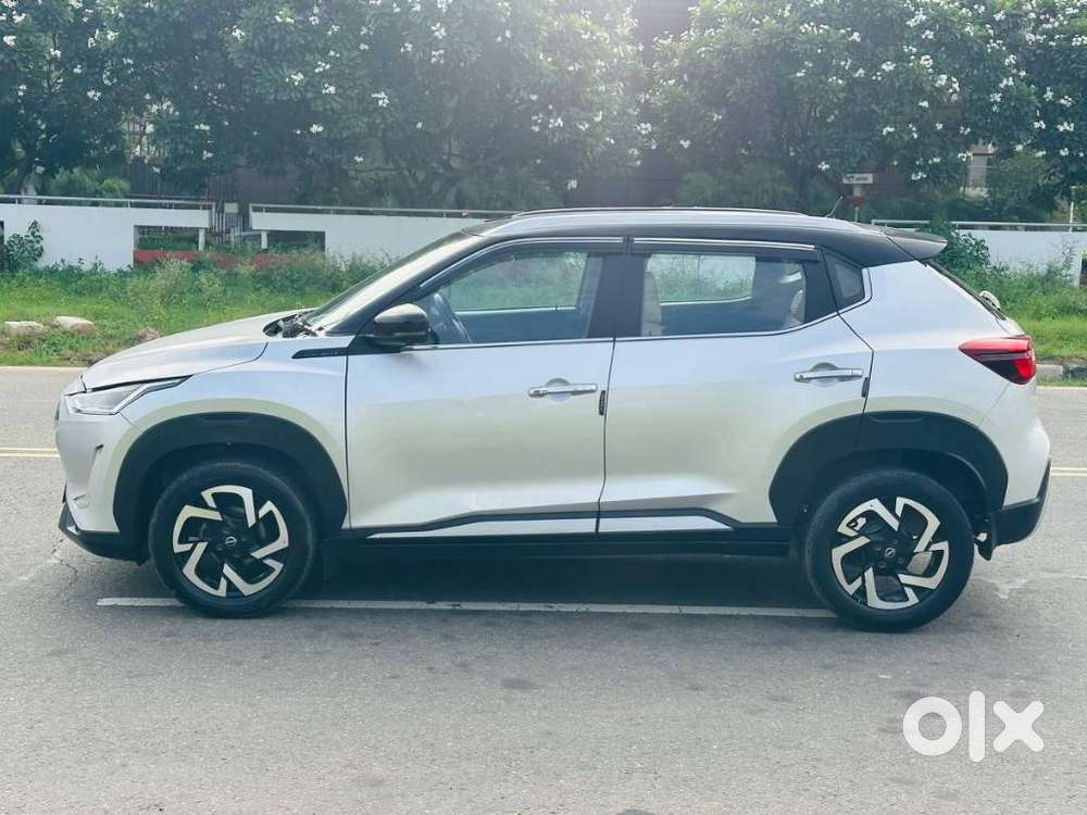 Nissan Magnite 1.0 Xv Executive Turbo Cvt, 2022, Petrol