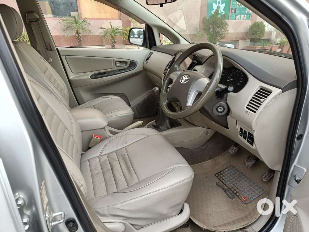 Toyota Innova 2.5 G (diesel) 8 Seater, 2014, Diesel