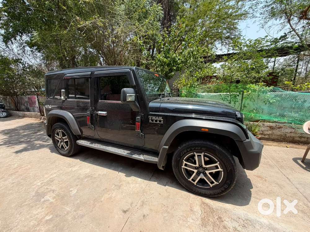 Mahindra Thar Roxx Diesel 2025