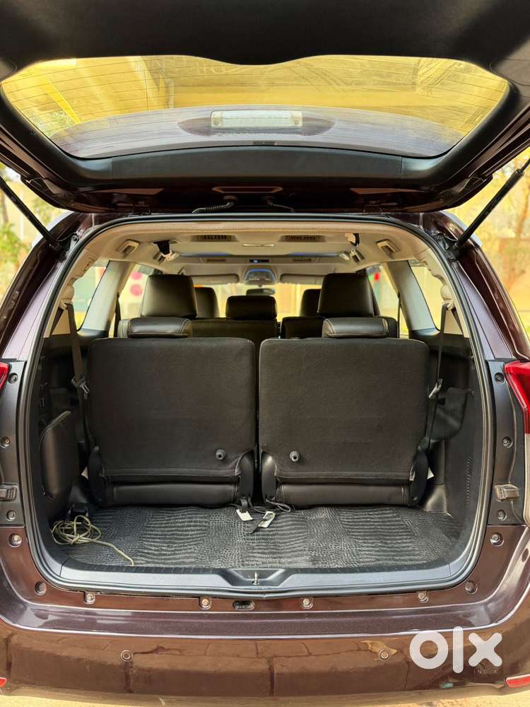 Toyota Innova Crysta 2.4 Vx Mt 8s, 2018, Diesel