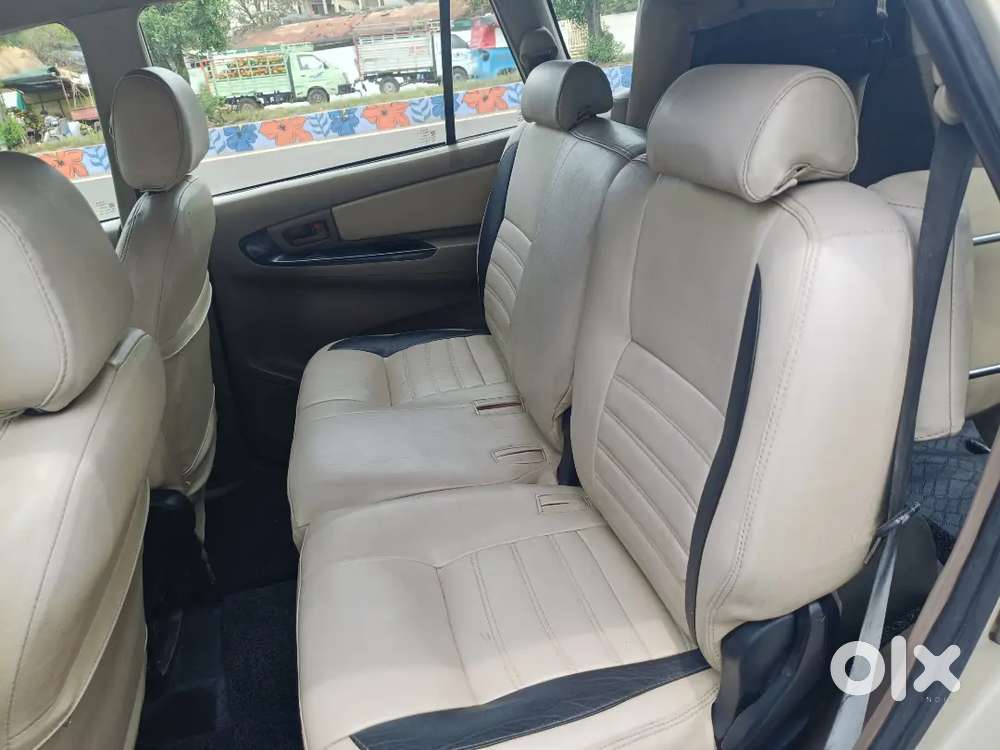 Toyota Innova 2016 Diesel Well Maintained