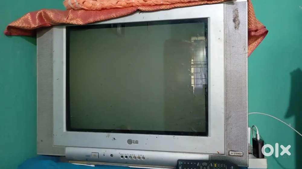 LG TV fortable