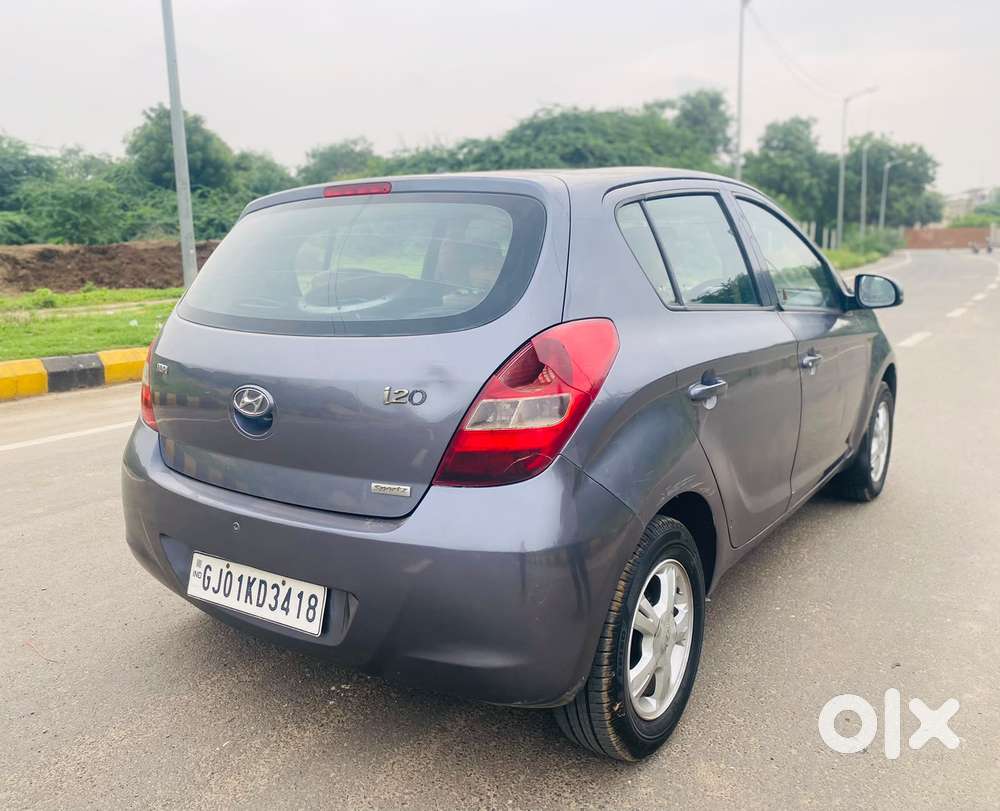 Hyundai I20 1.2 Sportz, 2010, Cng & Hybrids