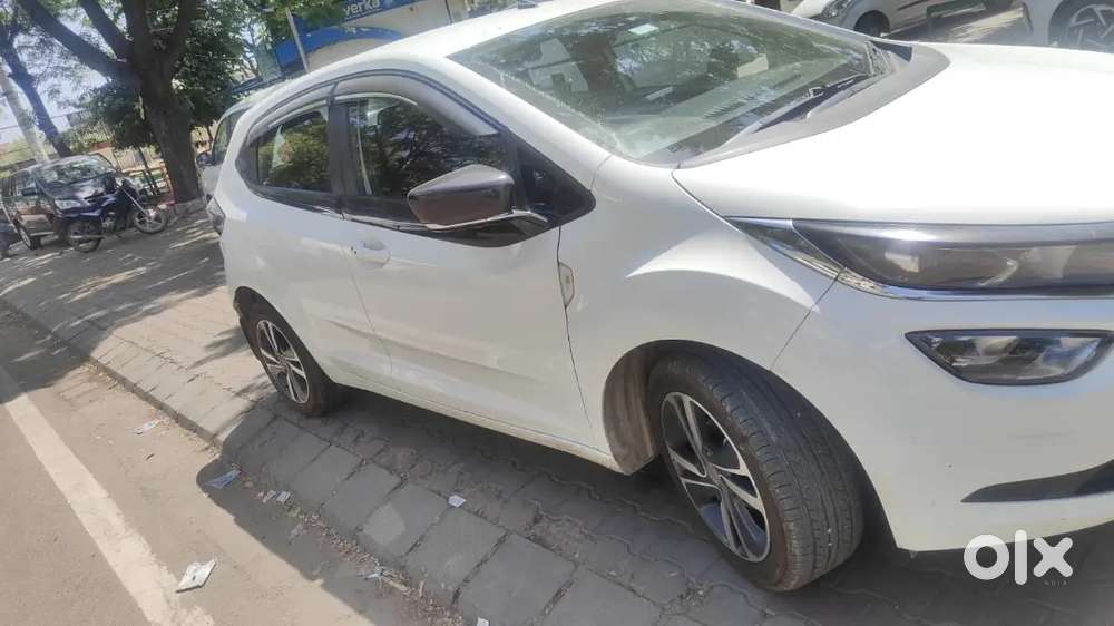 Tata Altroz Petrol 72000 Km Driven