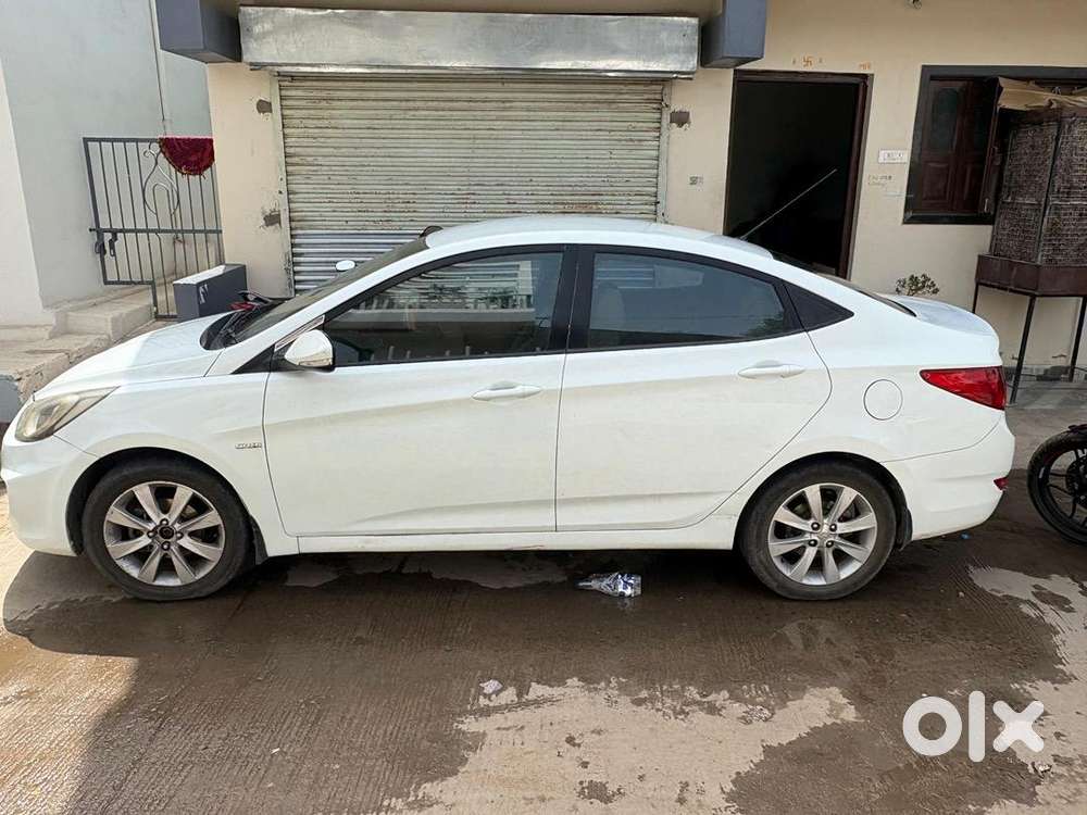 Hyundai Verna 2013 Diesel 133000 Km Driven