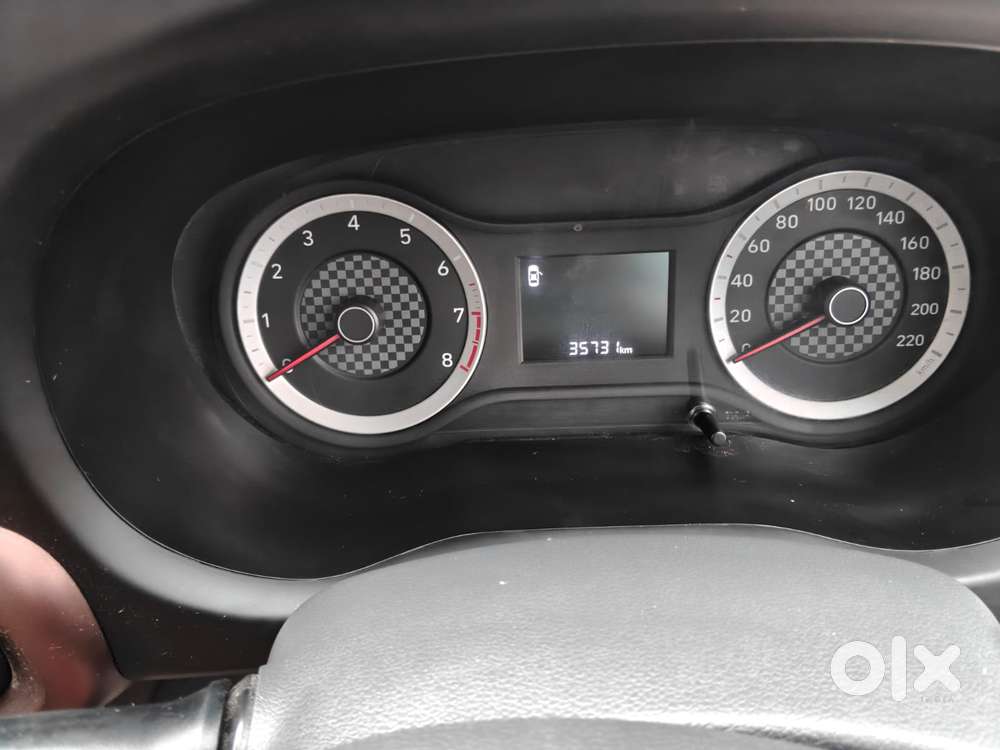 Hyundai Aura 1.2 S Petrol Amt, 2021, Petrol