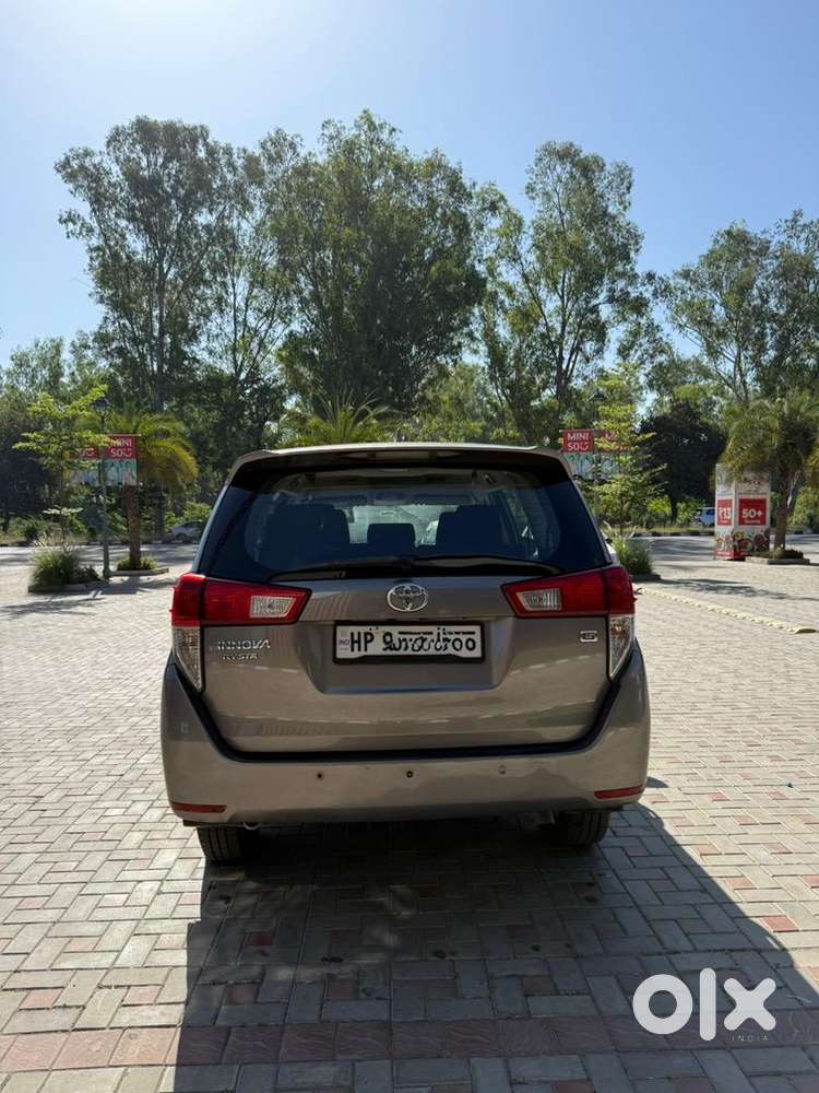 Toyota Innova Crysta 2018