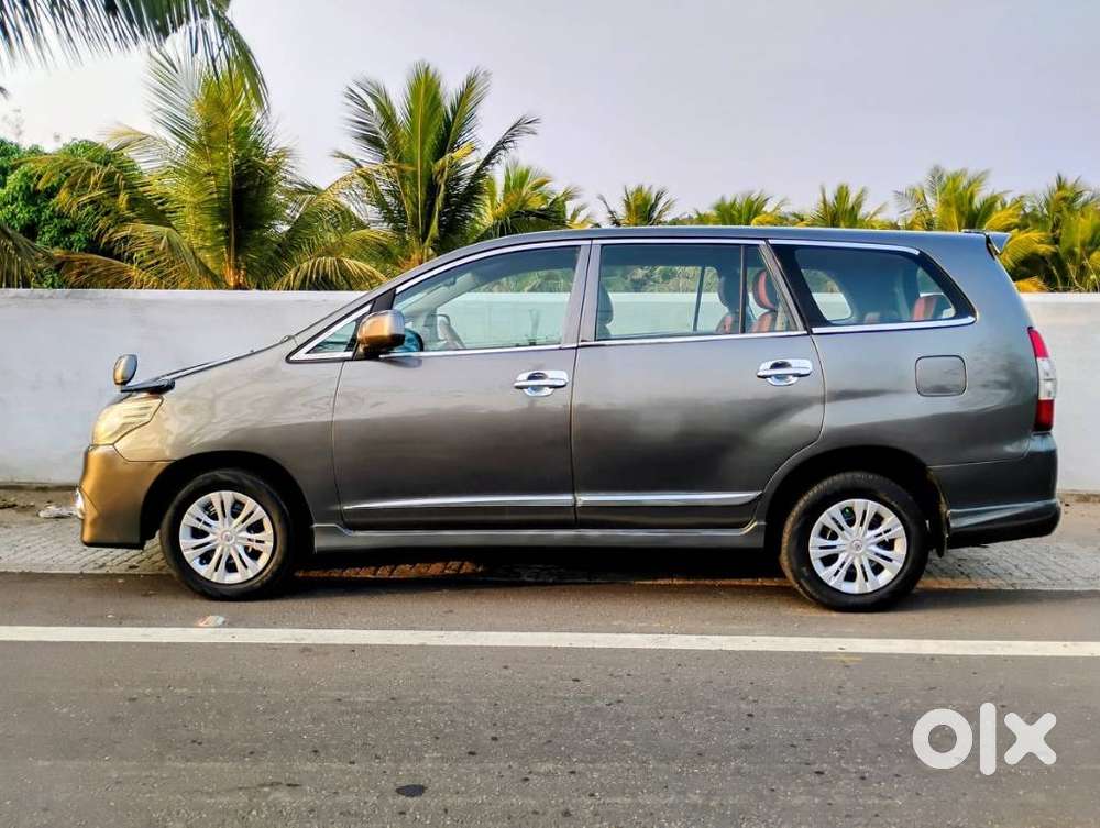 Toyota Innova 2004-2011 2.5 G4 Diesel 7-seater, 2011, Diesel