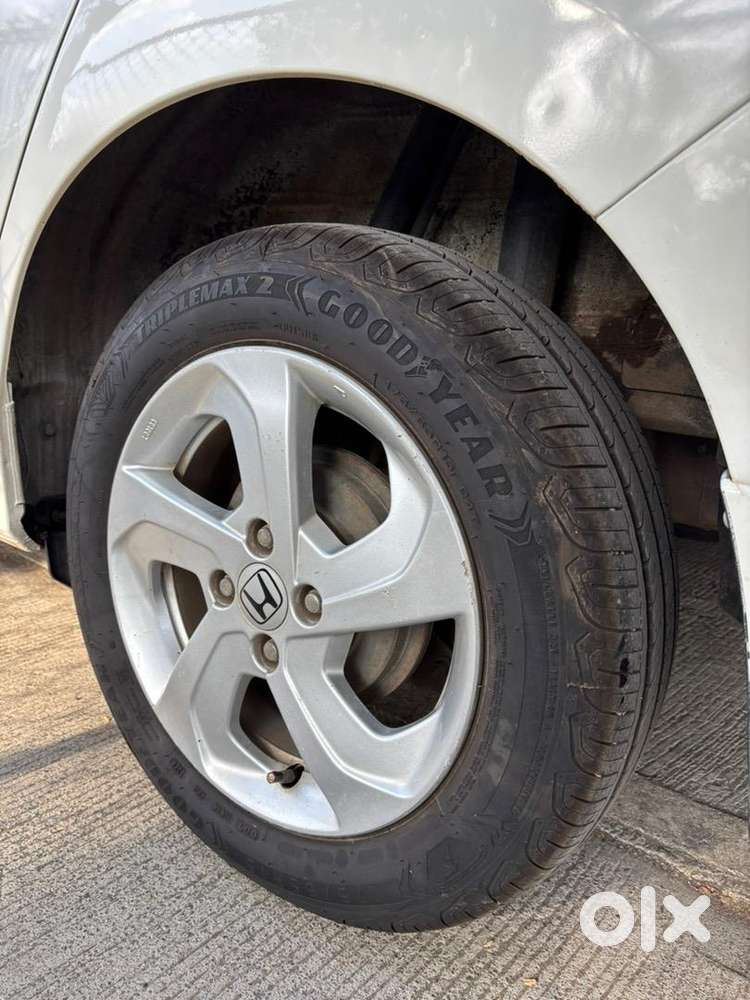 Honda City Vx Mt 2016  53k Km  Second Top Model  White