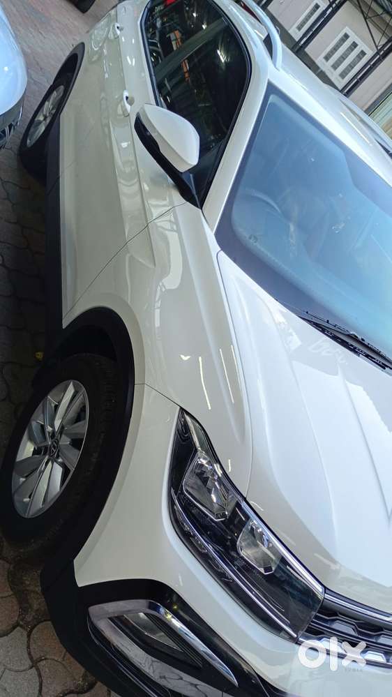Volkswagen Taigun 1.0 Tsi Highline At, 2022, Petrol