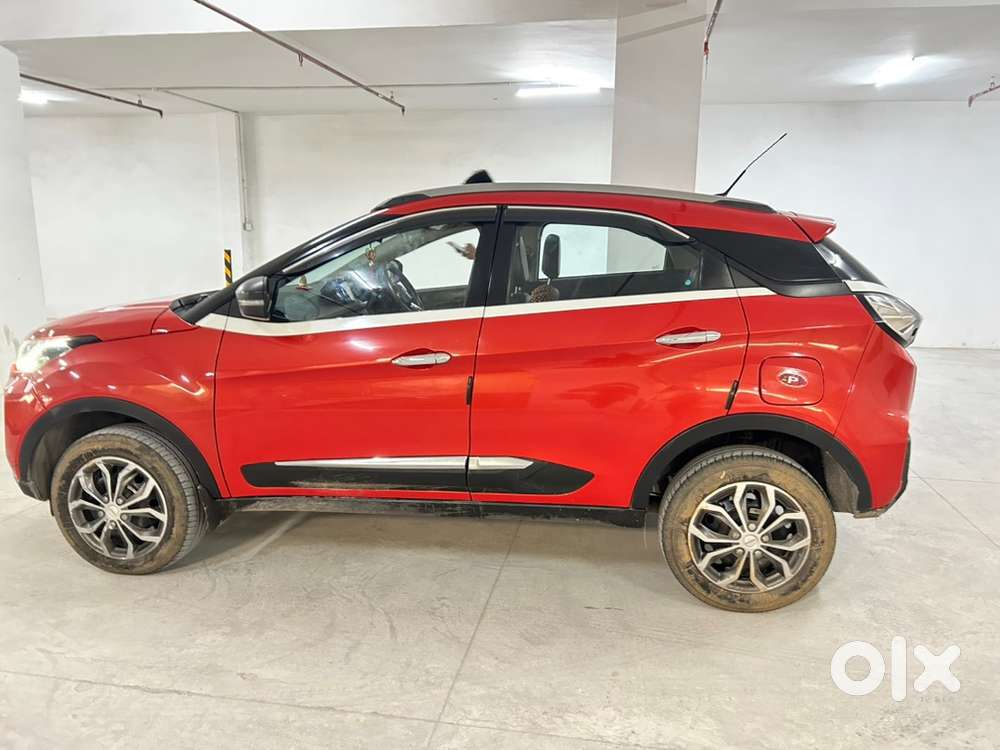 2022 Tata Nexon Petrol Manual