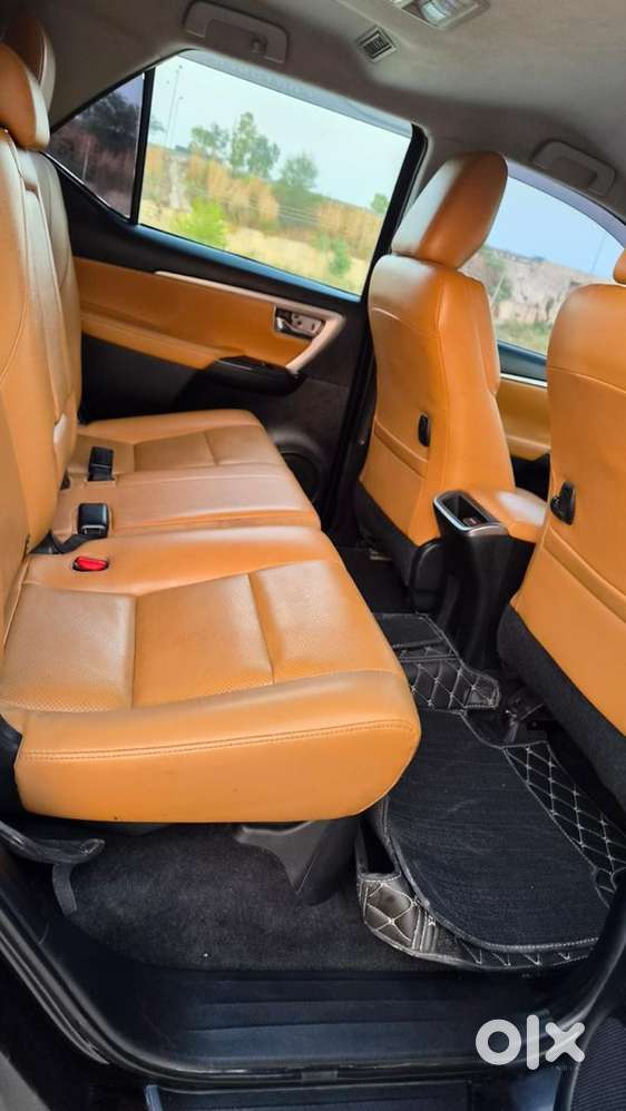 2023 Toyota Fortuner Diesel 4x2 At