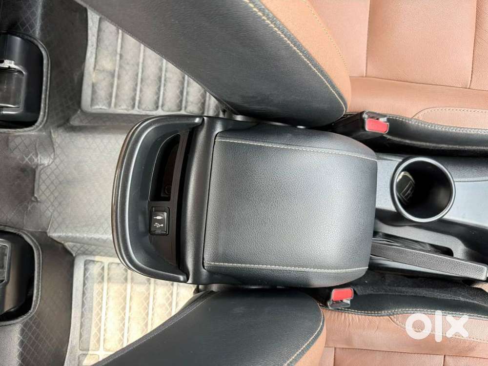 Toyota Innova Crysta 2.7 Zx At, 2018, Petrol