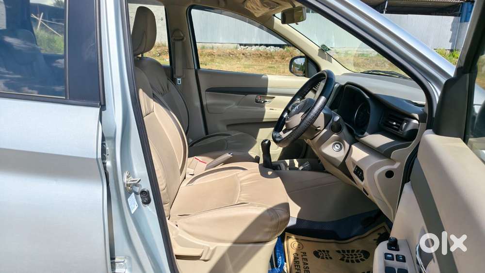 Maruti Suzuki Ertiga Vxi Shvs, 2023, Petrol