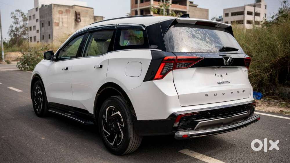 Mahindra Xuv 7xo Ax, 2026, Petrol