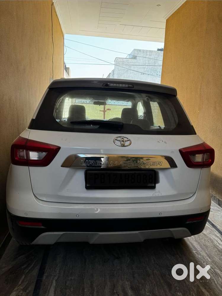 Toyota Urban Cruiser 2022 Petrol 60000 Km Driven