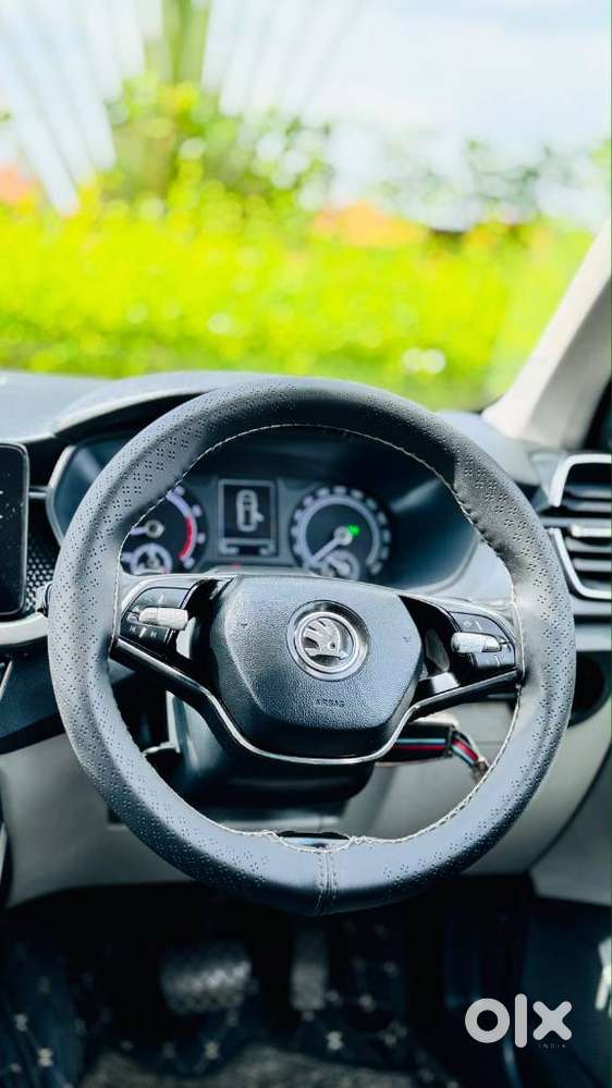 Skoda Kushaq 1.0 Tsi Ambition At, 2022, Petrol