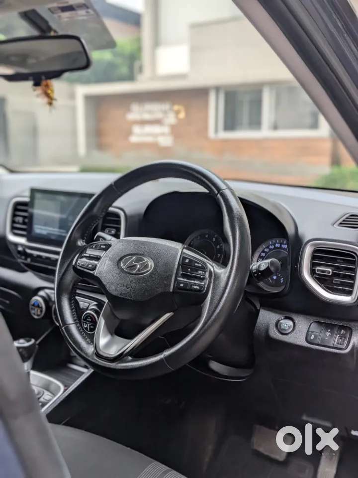 Hyundai Venue Sx Plus Turbo Dct, 2019, Petrol